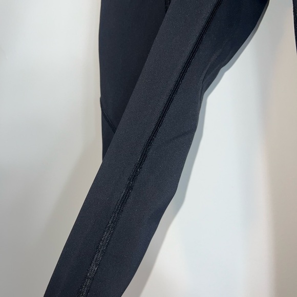 Lululemon Fast and Free High-Rise Size 2 - Picture 6 of 12